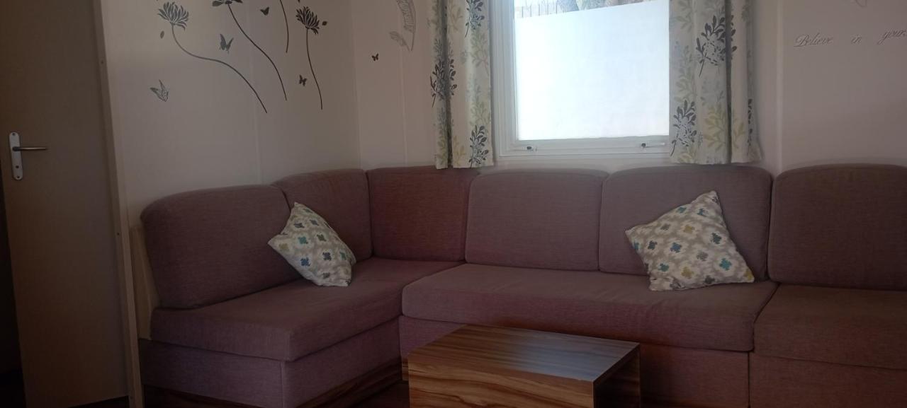 Mobil-Home Aventura 3 Par Catherve Canet-en-Roussillon Extérieur photo